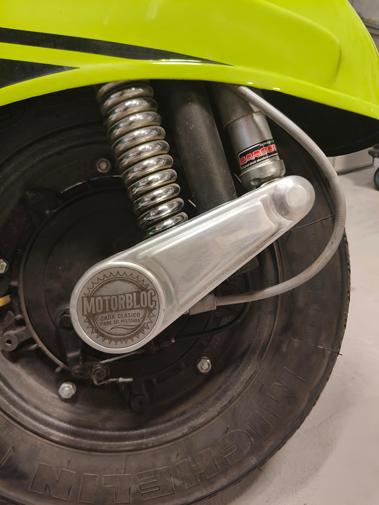 Chapas personalizadas en acero inoxidable REDONDA – 5,2 cm