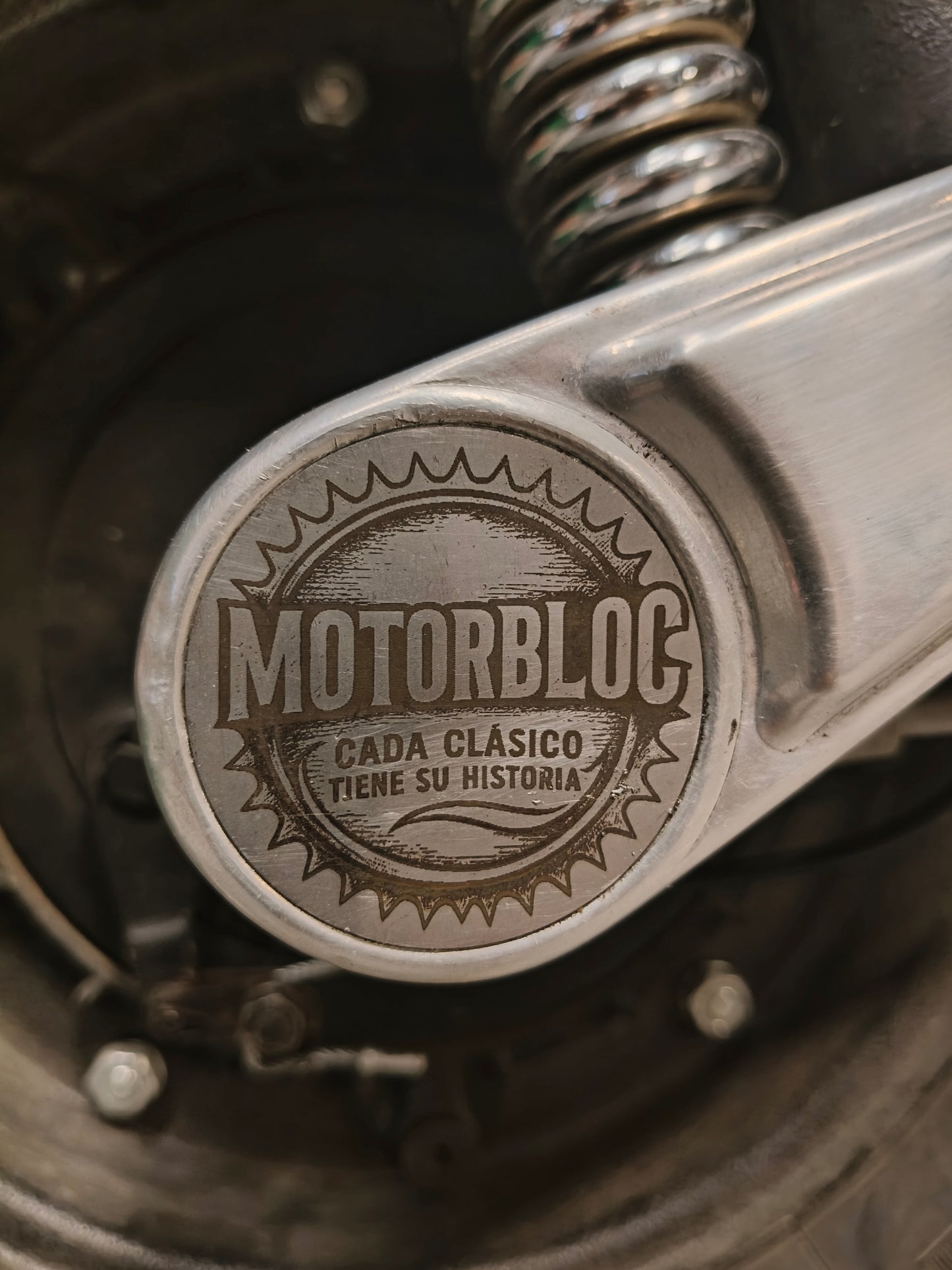 Chapas personalizadas en acero inoxidable REDONDA – 5,2 cm